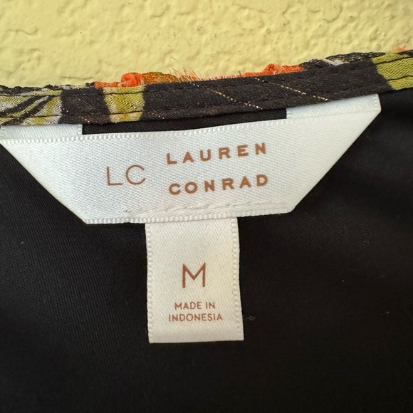 Lauren Conrad Faux Wrap Floral Maxi Dress NWOT Size Medium - Picture 4 of 7